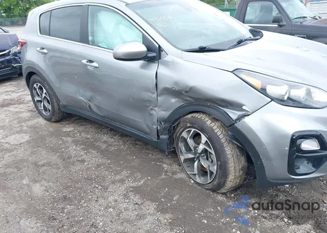 2022 Kia Sportage Lx z USA, uszkodzony, nr VIN KNDPMCAC9N7017360